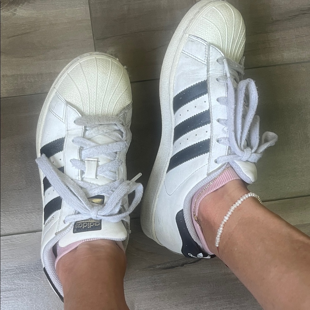 Adidas Women's Classic White and Black Sneakers-used